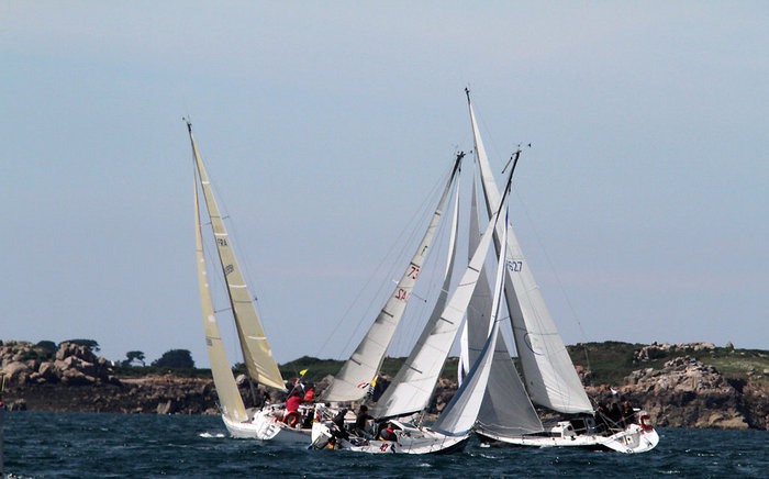 11.jpg (129.35 Kio) Consulté 33288 fois Aïe, babord...