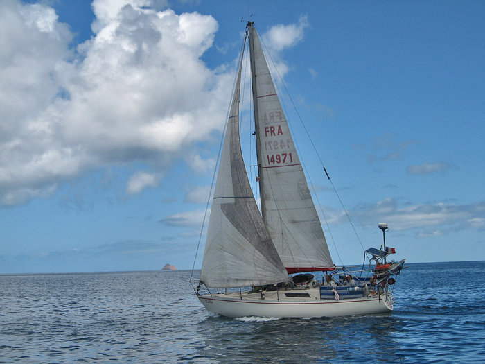 8 avril 2015 en nav vers l'ile de la Graciosa (5).JPG (1.02 Mio) Consulté 29582 fois 8 avril 2015 en nav vers l'ile de la Graciosa (5).JPG