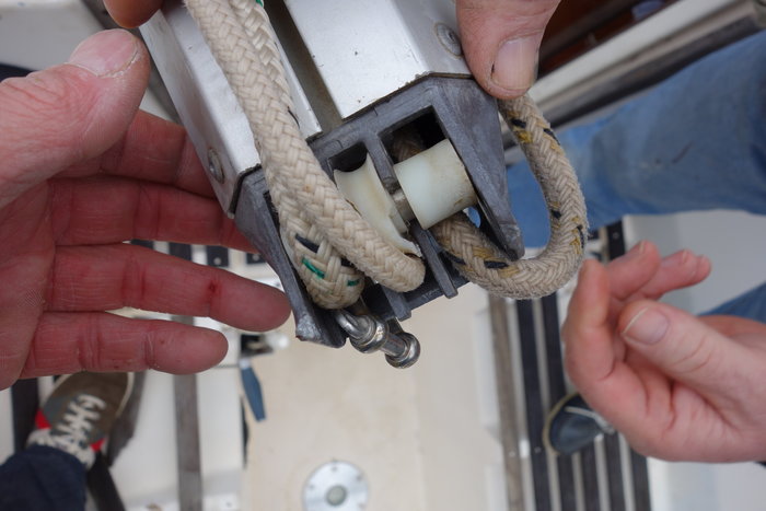 Bôme_réas cassés.JPG (2.99 Mio) Consulté 33087 fois Bôme_réas cassés.JPG