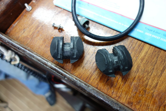 Bôme_vis de mult_pièce plastique.JPG (3.79 Mio) Consulté 33087 fois Bôme_vis de mult_pièce plastique.JPG