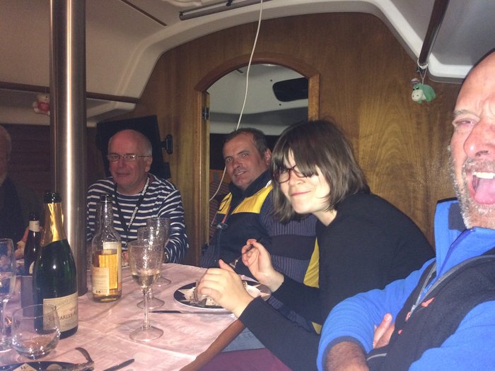 IMG_3832.jpg (1.46 Mio) Consulté 36449 fois IMG_3832.jpg