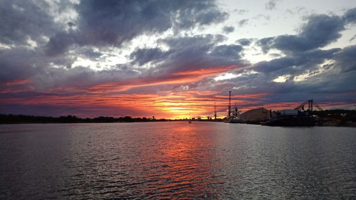 02_chenal_Caronte.jpg (1.92 Mio) Consulté 14845 fois 02_chenal_Caronte.jpg